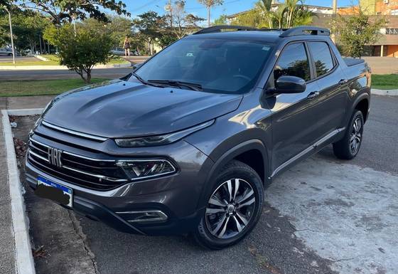 FIAT TORO 1.3 TURBO 270 FLEX FREEDOM AT6 FIAT TORO 1.3 TURBO 270 FLEX FREEDOM AT6